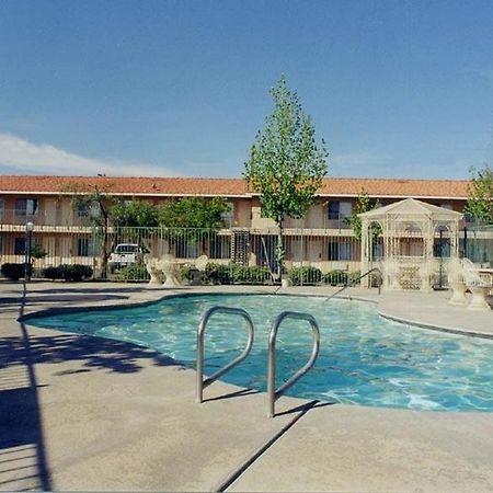 Applegate Inn Atwater ภายนอก รูปภาพ